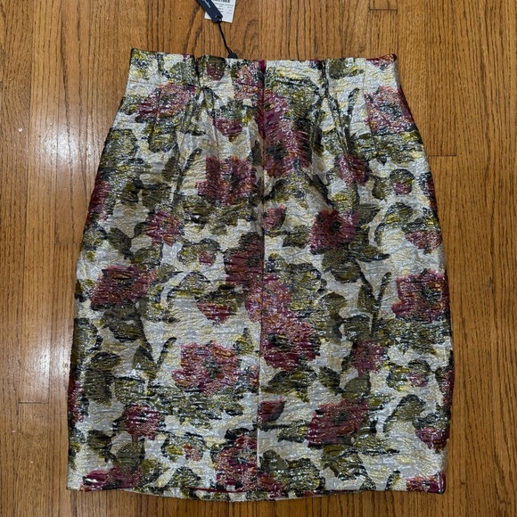Magaschoni floral brocade knee length skirt - Picture 4 of 8